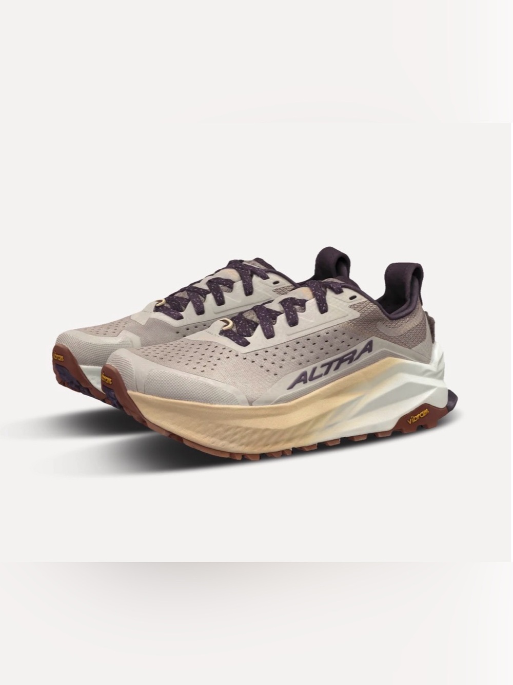 Women’s Altra Olympus 5 Size 9 great condition